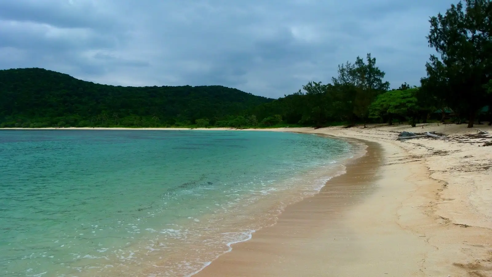st ana beach, philippines