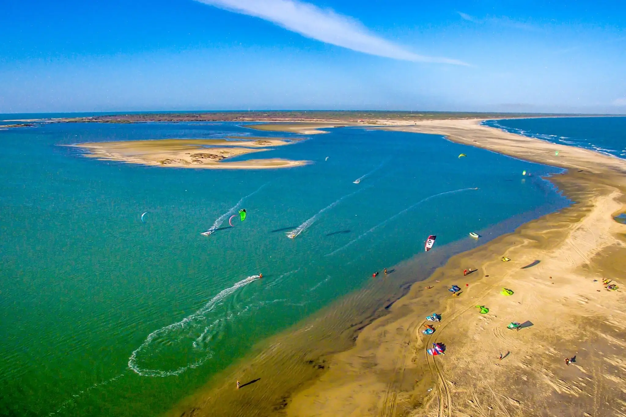 Kalpitiya kitesurfing